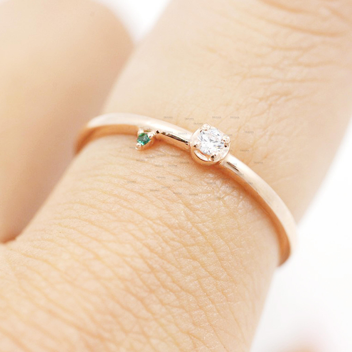 14K Gold Genuine Diamond And Emerald Gemstone Dainty Ring Fine Jewelry