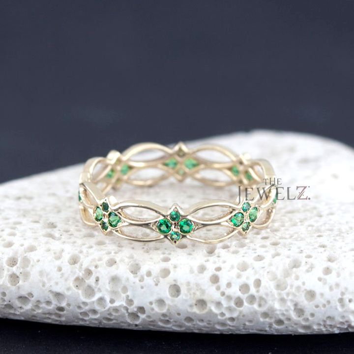 14K Gold Genuine Emerald Gemstone Infinity Pattern Vintage Ring Fine Jewelry
