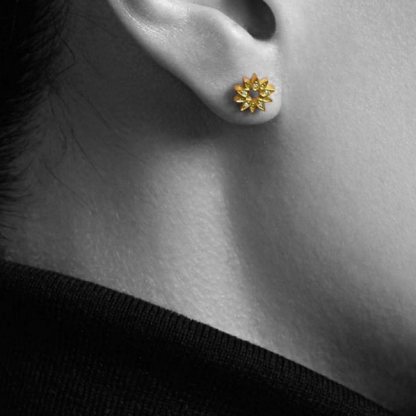 14K Gold 0.05 Ct. Genuine Diamond Tiny 10 mm Sun Studs Earrings Fine Jewelry