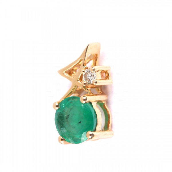 14K Gold Genuine Diamond And Emerald May Birthstone Studs Earrings Fine Jewelry