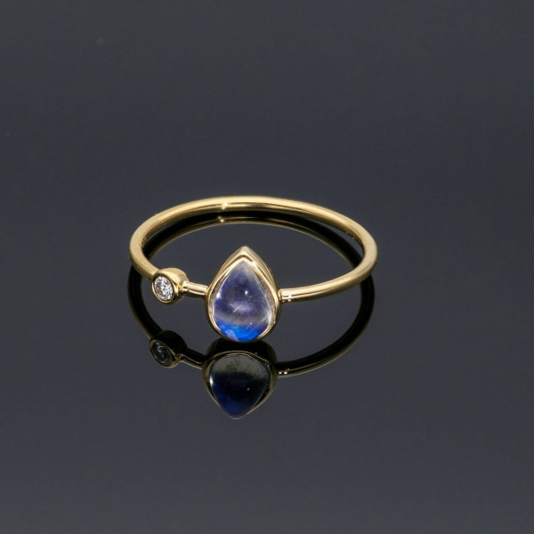 Genuine Diamond And Pear Shape Rainbow Moonstone Ring 14K Gold Fine Jewelry
