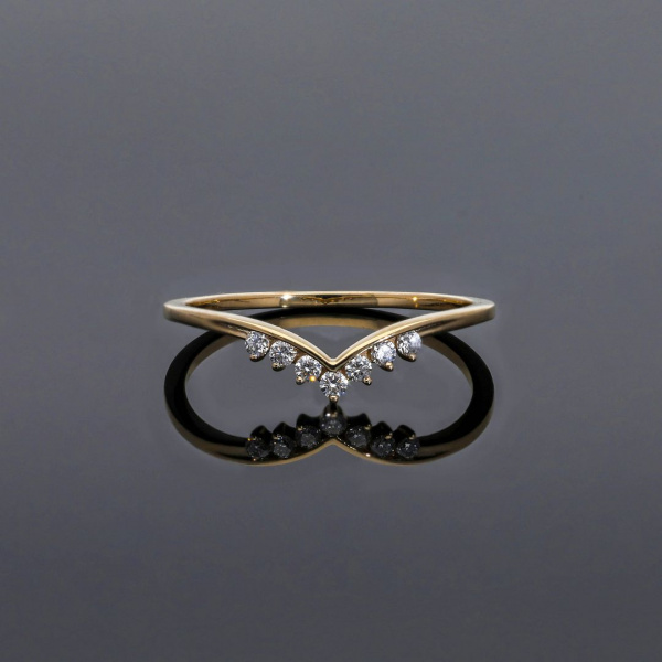 0.11Ct. VS Diamond Chevron Design Engagement Ring in 14k Gold Fine Jewelry